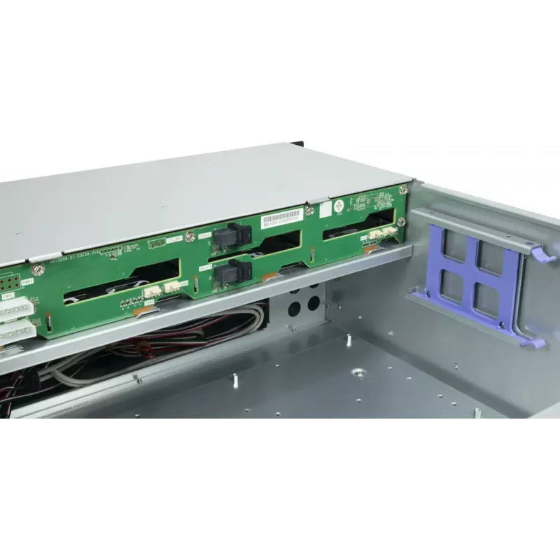 Obudowa Rack Serwerowa INTER-TECH IPC 4U-4708 — 4U, Czarna, obsługuje zasilacze ATX/PS2, 4x przednie 80mm, 2x tylne 80mm, dyski 2.5/3.5 cala