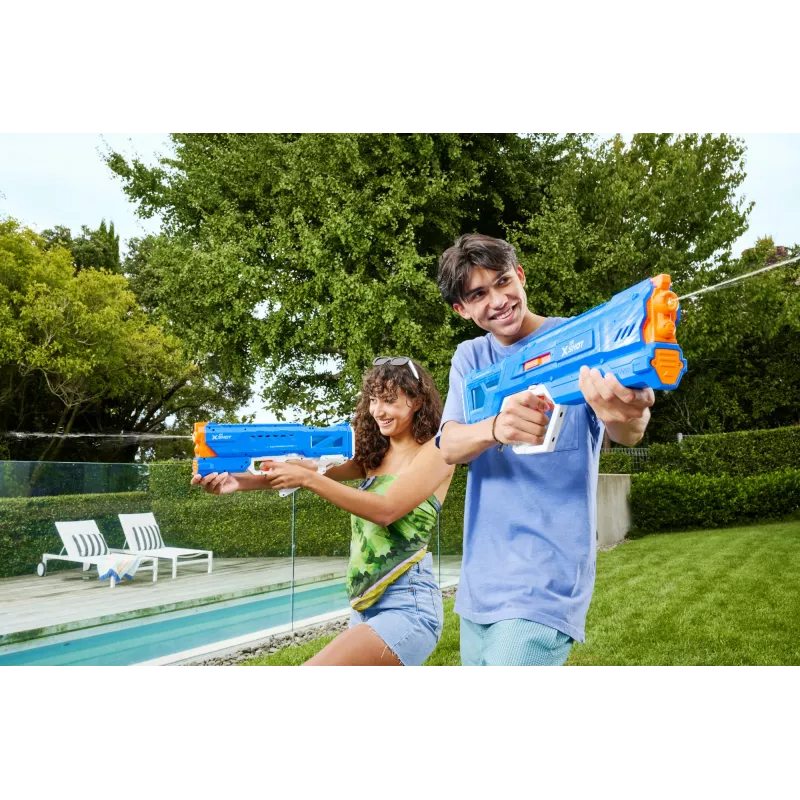 Zuru water blaster Mega Pulse Motor Soaker XSHOT — zasilany bateriami zmotoryzowany blaster wodny (model 118159)