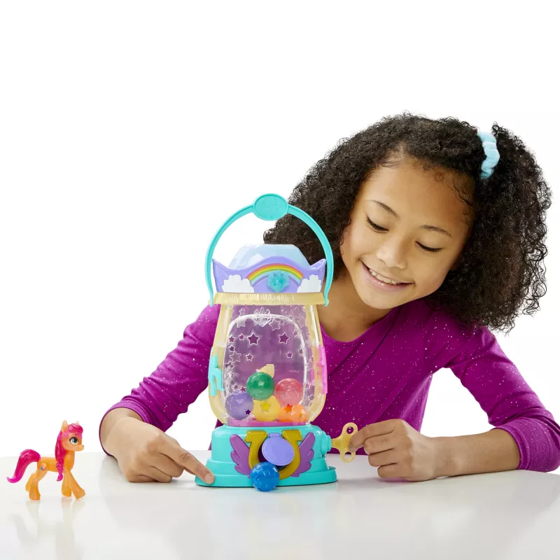 My Little Pony: Film Nowej Generacji Lampion Sparkle Reveal Sunny Starscout – Świecąca Zabawka z 25 Elementami, Niespodzianki