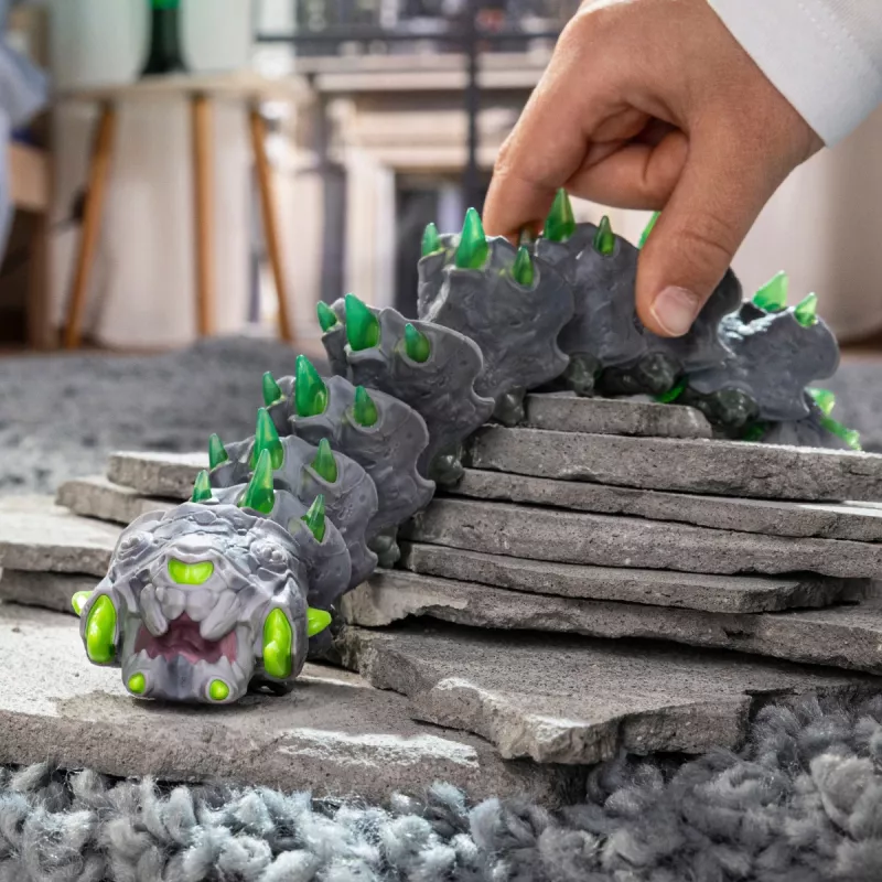Figurka zabawkowa Schleich Kamienny Robak model 70853, plastik, wielokolorowa, dla dzieci od 7 lat