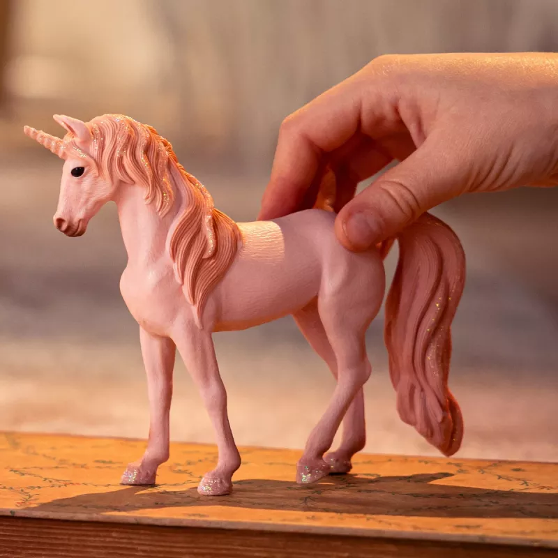Figurka Schleich BAYALA Unicorn Mare Peach, zalecany wiek 5+