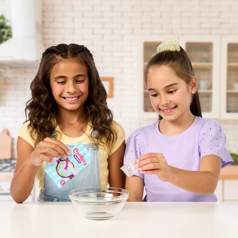 Moose Toys Cookeez Makery Freezy Cakez, Chłopiec/Dziewczynka, 5 lat, Dźwiękowa