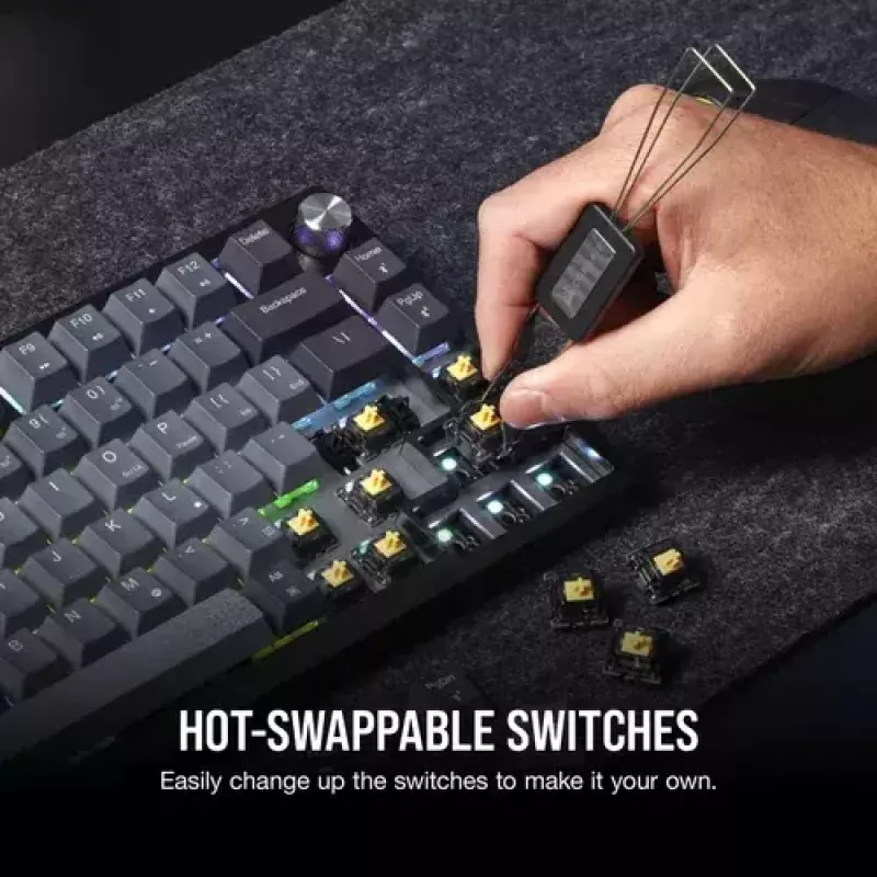 Mechaniczna klawiatura gamingowa Corsair K65 PLUS WIRELESS RGB Wireless USB Czarna
