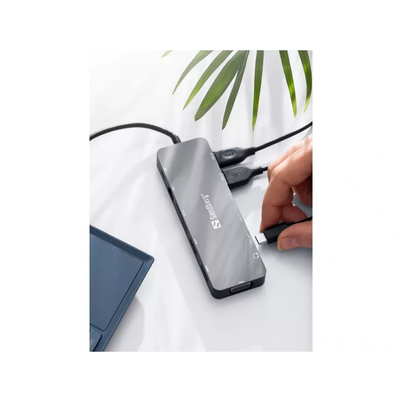 Sandberg USB-C 13-in-1 Travel Dock, USB Typu C, zasilanie 100 W, Ethernet 1000 Mbit/s