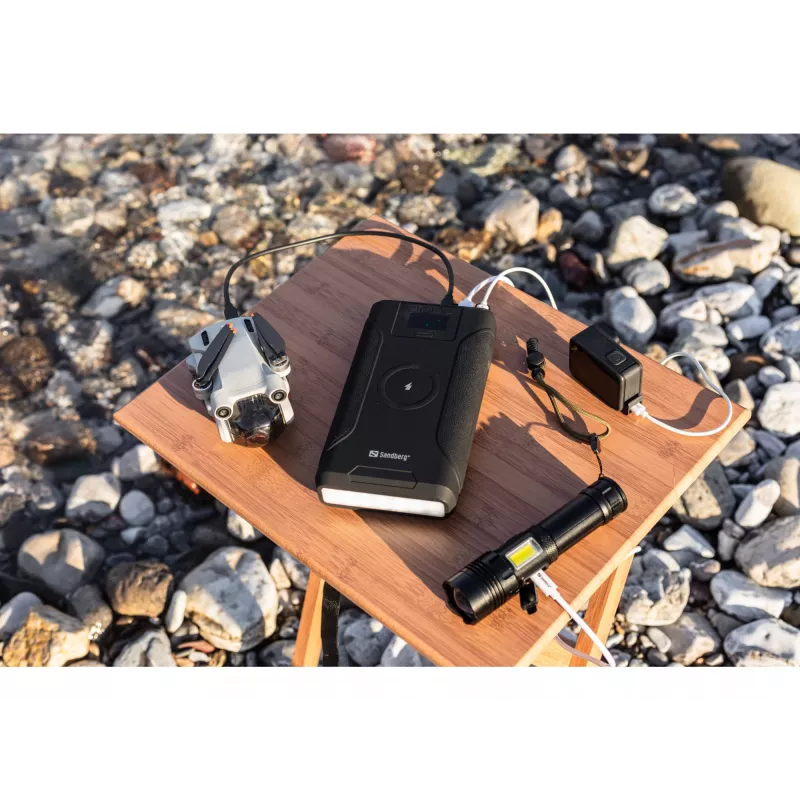 Sandberg Survivor Powerbank 7in1 76800, 76800 mAh, litowo-jonowa (Li-Ion), ładowanie bezprzewodowe, 3,6 V, czarny