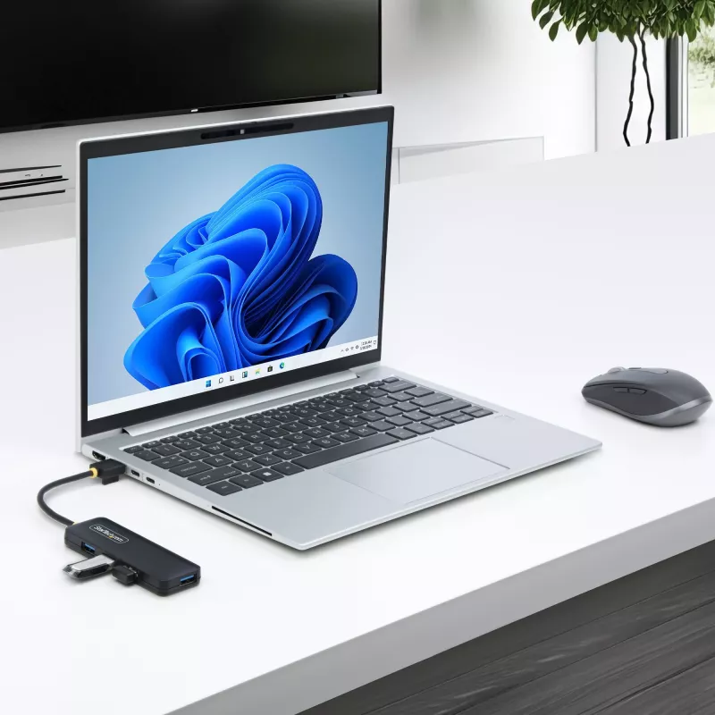 StarTech.com 4-portowy hub USB-A, 5 Gb/s, zasilany z magistrali, mały podróżny mini hub USB, rozdzielacz USB 3.0 z wieloma portami, przenośny hub USB, zabezpieczenie nadprądowe (OCP)