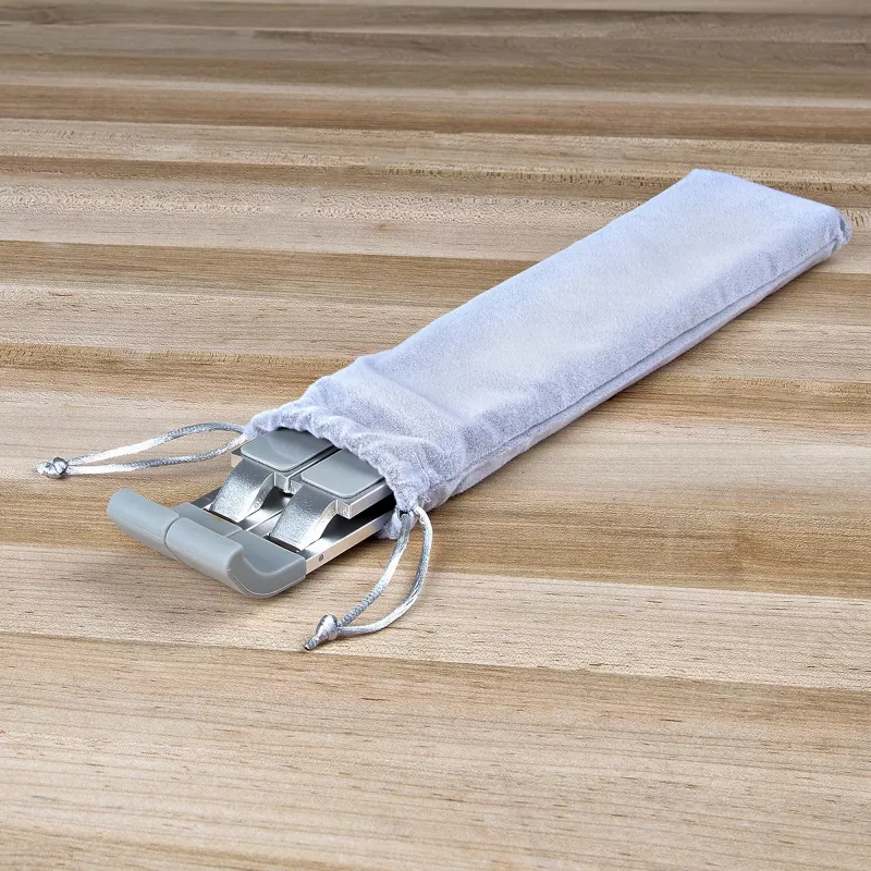 StarTech.com Składana podstawa pod laptopa, przenośna podstawa ergonomiczna z regulacją wysokości, wentylowana rama aluminiowa, obsługa 10 kg, podstawa pod laptop/tablet z opcją pochylenia/podniesienia/odchylenia, składana konstrukcja