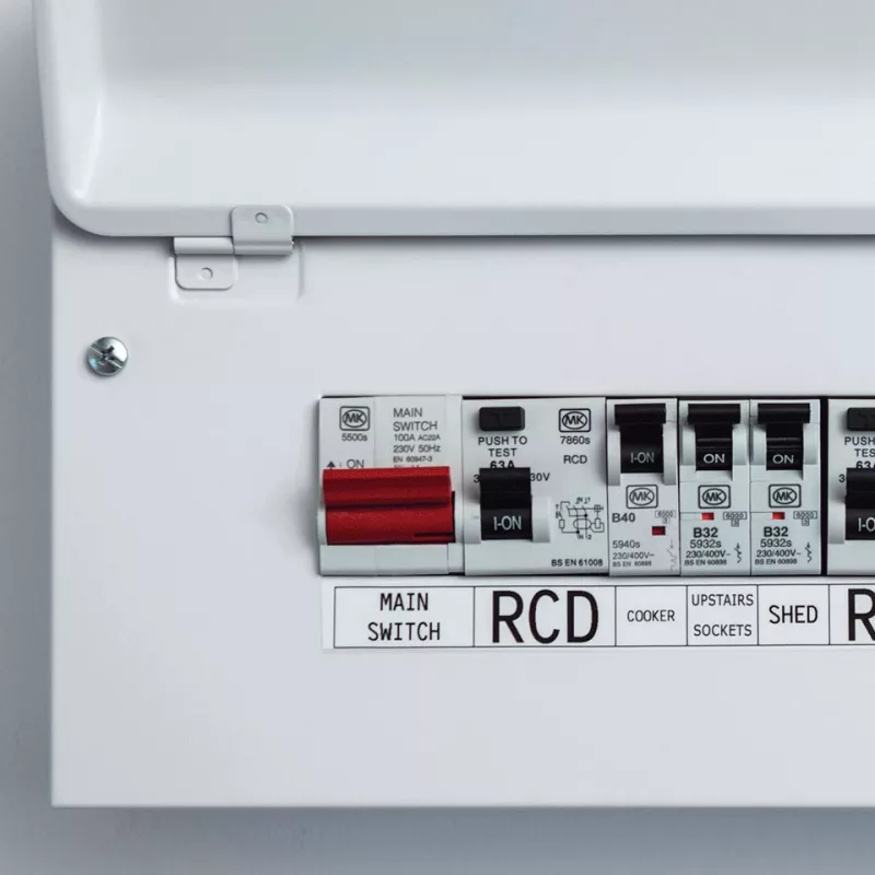 Drukarka etykiet Brother PT-E560BTSP, transfer termiczny, 180 x 180 DPI, 30 mm/s, przewodowa i bezprzewodowa, HSE/TZe, Bluetooth, QWERTY