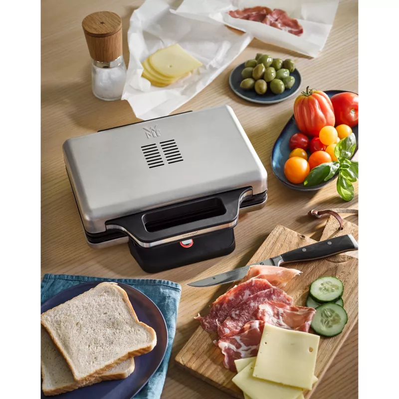 WMF 0415150011 opiekacz do kanapek 800 W Czarny, Srebrny
