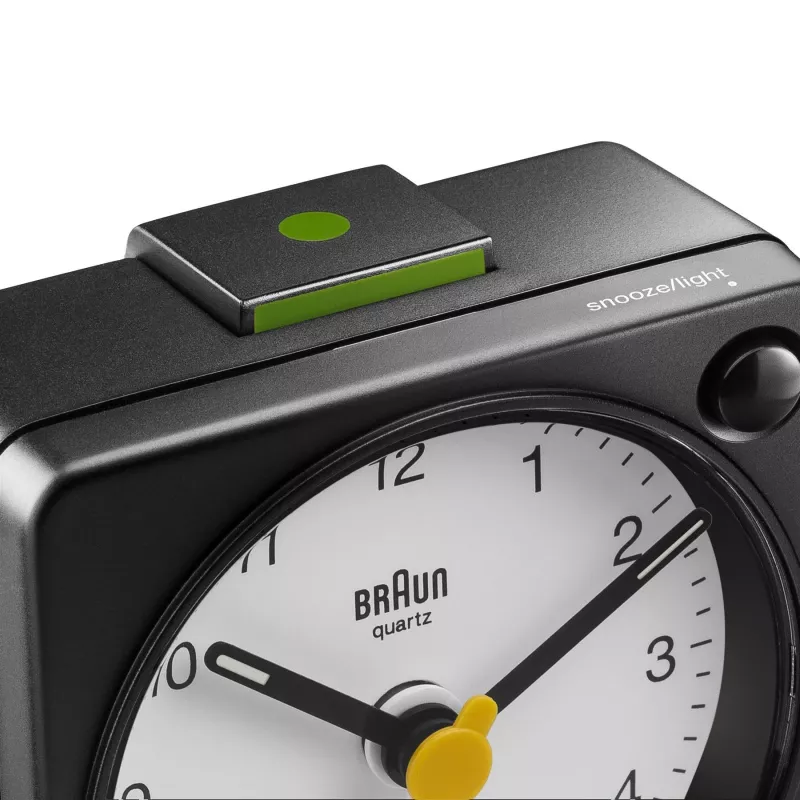 Braun BC02XBW kwarcowy budzik Czarny, Biały