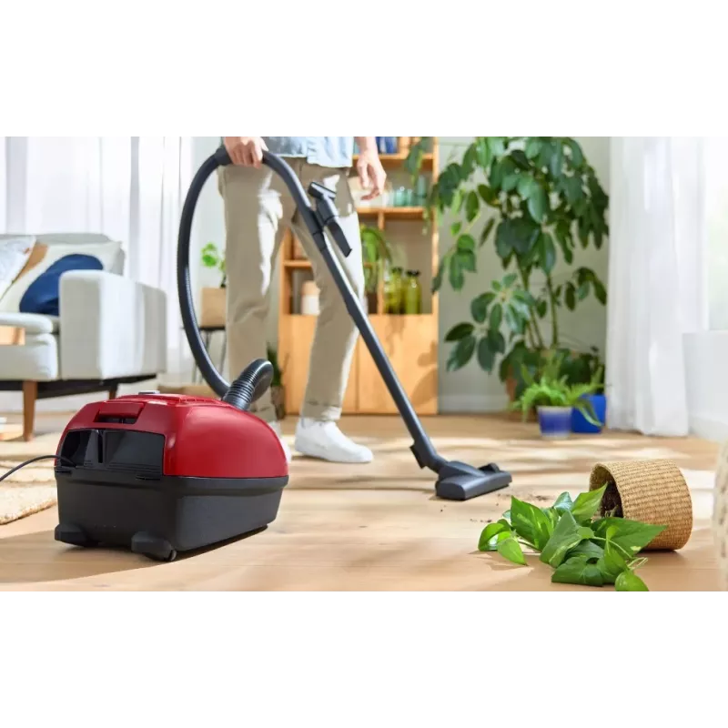 Odkurzacz workowy Bosch Serie 4 BGD38RD1H, 600 W, worek na kurz 4 L, czyszczenie na sucho, czerwony