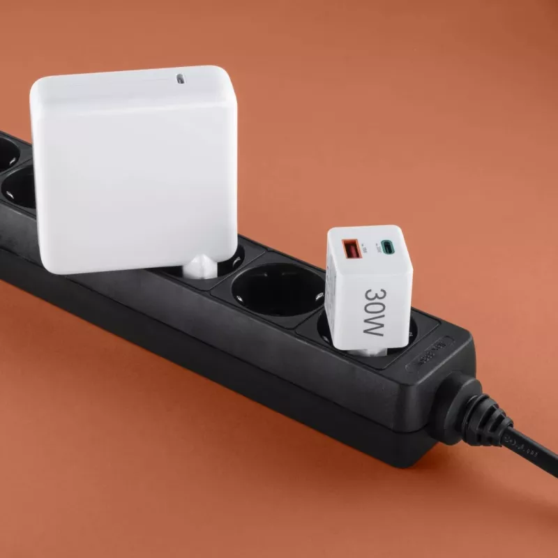 Hama 00201992 ładowarka do urządzeń mobilnych Smartfon Biały AC Szybkie ładowanie Wewnętrzna, Zewnętrzna