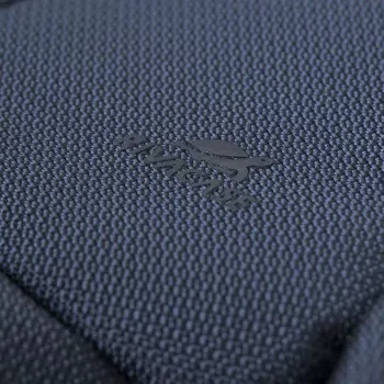 Plecak Rivacase 8460 do laptopów 43,9 cm (17,3 cala), poliester, niebieski, 717 g