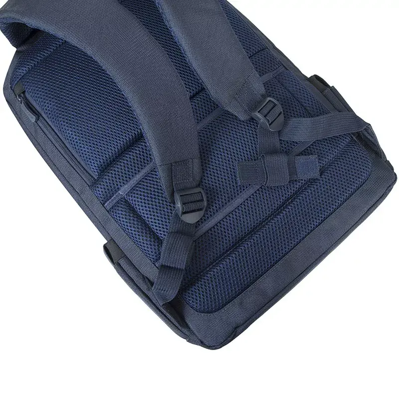 Plecak Rivacase 8460 do laptopów 43,9 cm (17,3 cala), poliester, niebieski, 717 g