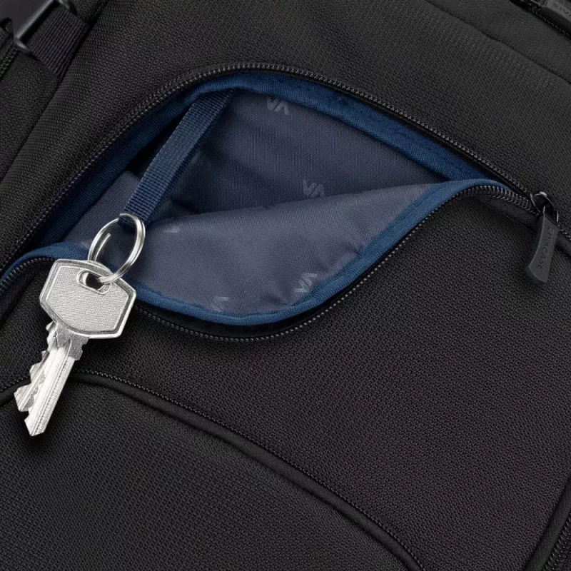 Plecak Rivacase 8461 43.9 cm 17.3 cala Czarny 2 kieszenie przednie