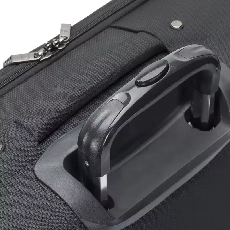 Walizka na kółkach Rivacase 8481 do laptopów 15,6 cala, poliester, 3,2 kg, czarna