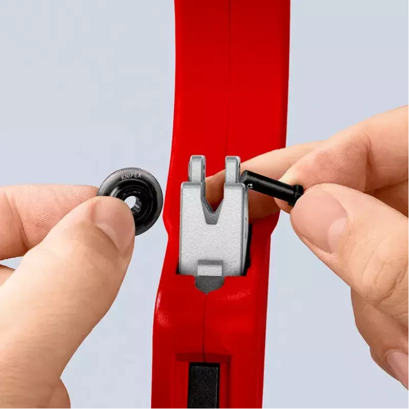 Obcinak do rur Knipex 90 31 03 BK, odpowiedni do mosiądzu, miedzi, stali