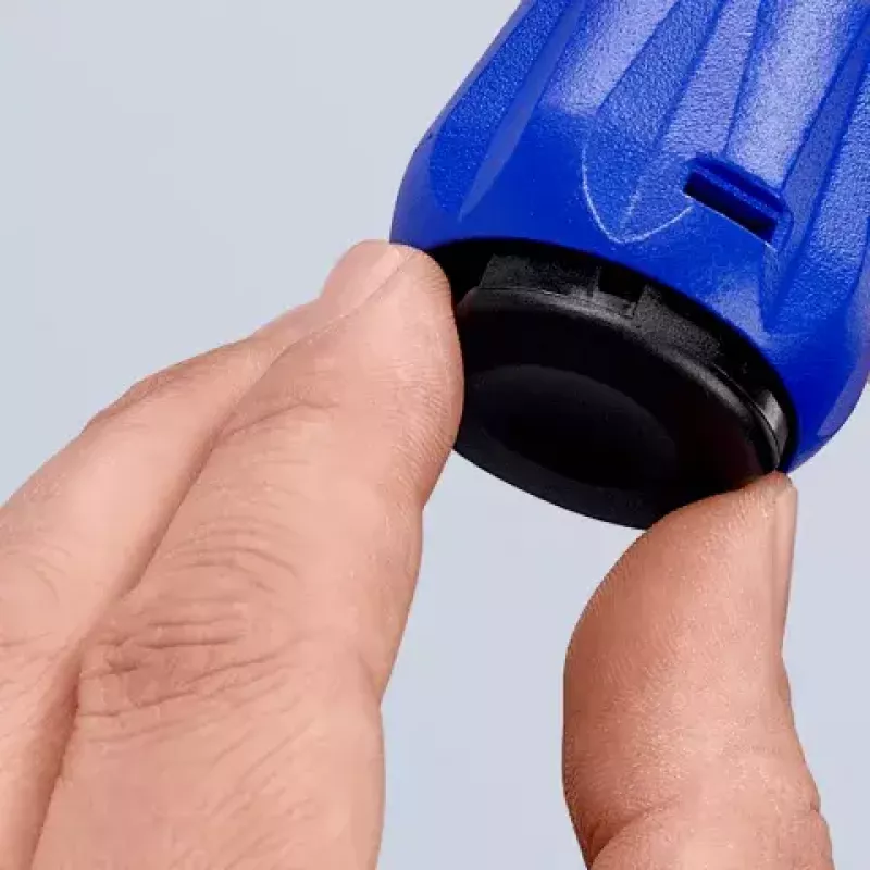 Obcinak do rur Knipex 90 31 03 BK, odpowiedni do mosiądzu, miedzi, stali