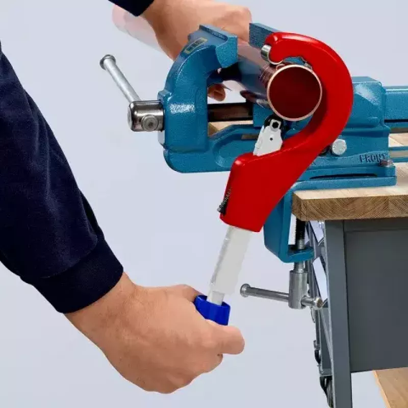 Obcinak do rur Knipex 90 31 03 BK, odpowiedni do mosiądzu, miedzi, stali