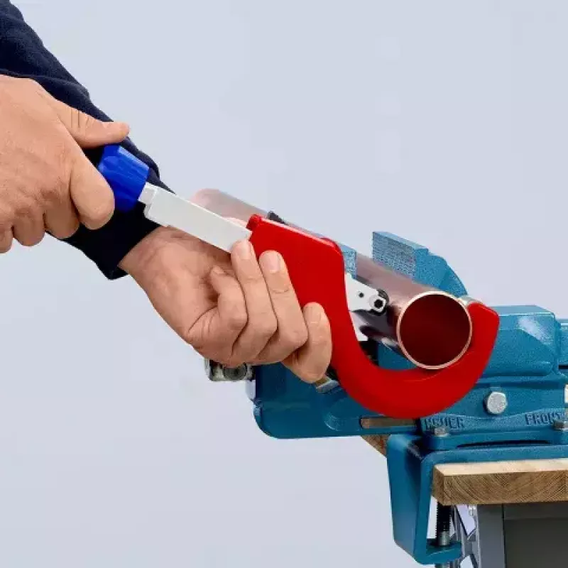 Obcinak do rur Knipex 90 31 03 BK, odpowiedni do mosiądzu, miedzi, stali