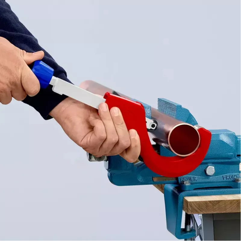 Obcinak do rur Knipex 90 31 03 BK, odpowiedni do mosiądzu, miedzi, stali