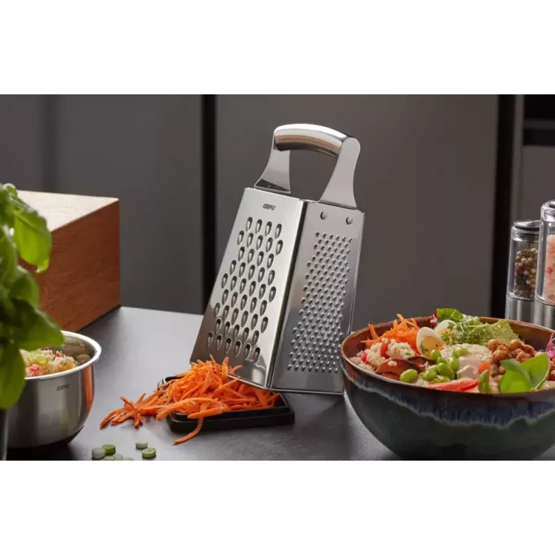 Stalowa tarka GEFU GRATO G-89562 — kwadratowy design, konstrukcja ze stali nierdzewnej