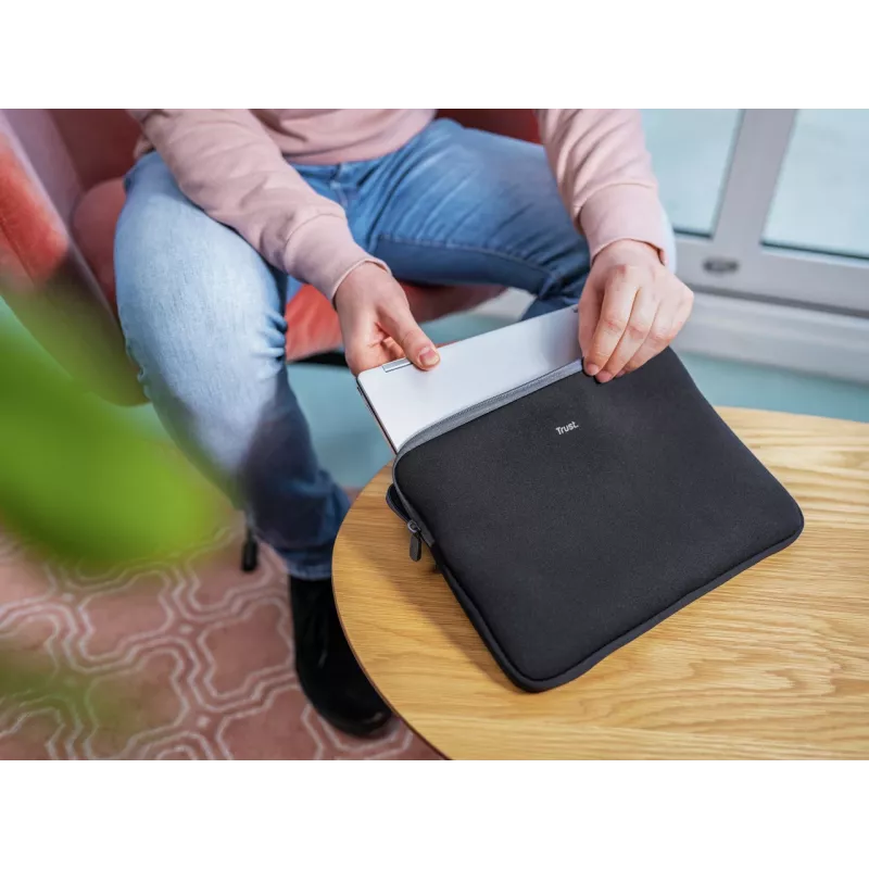 Torba na laptop Trust 21251 33,8 cm (13,3 cala) etui Czarny
