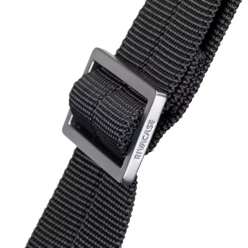 Torba na ramię Rivacase 8810 na tablety do 20,3 cm (8 cali) — poliuretan i poliester, 0,28 kg