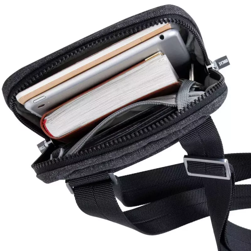 Torba na ramię Rivacase 8810 na tablety do 20,3 cm (8 cali) — poliuretan i poliester, 0,28 kg