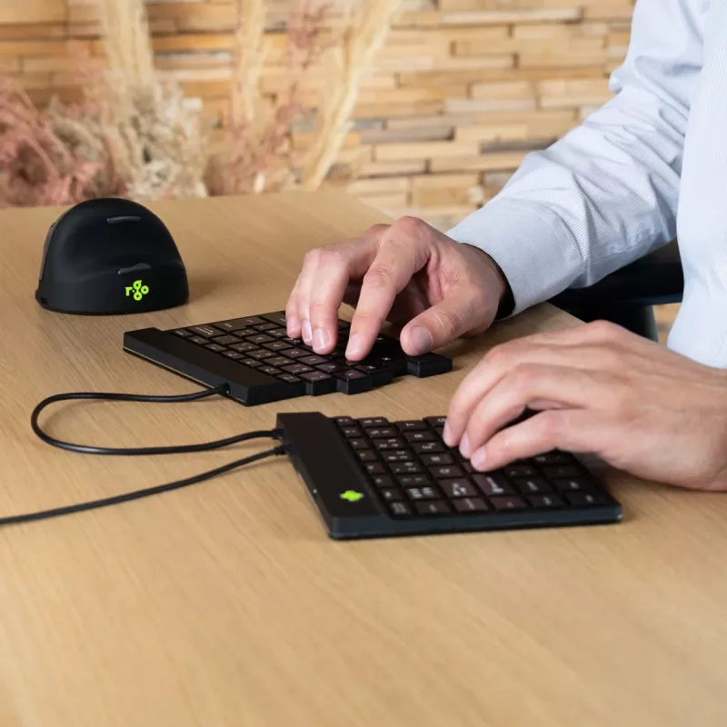R-Go Tools Klawiatura ergonomiczna R-Go Split Break v2 z oprogramowaniem do przerw, ergonomiczna klawiatura dzielona, QWERTY (UK), przewodowa, czarna