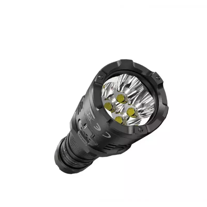 Latarka taktyczna Nitecore P20iX Czarna 4000 lm USB ładowalna