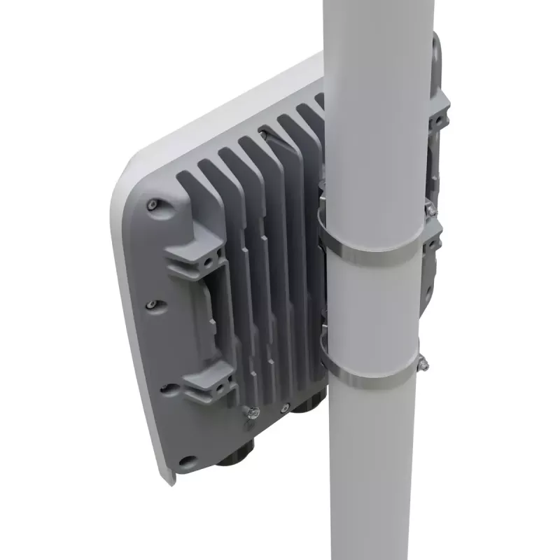 Router przewodowy MikroTik RB5009UPr+S+OUT