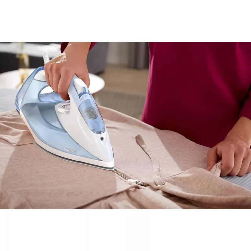 Żelazko parowe Philips serii 7000 DST7011/20 — 2600 W, zbiornik 0,3 l, stopa SteamGlide Plus, para pionowa