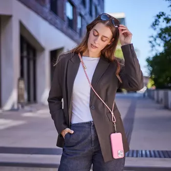 Intenso Smycz-ładowarka USB-C na szyję do telefonu Kabel 60W Szybkie ładowanie Regulowana długość 1,65m Nylon Wielokolorowy