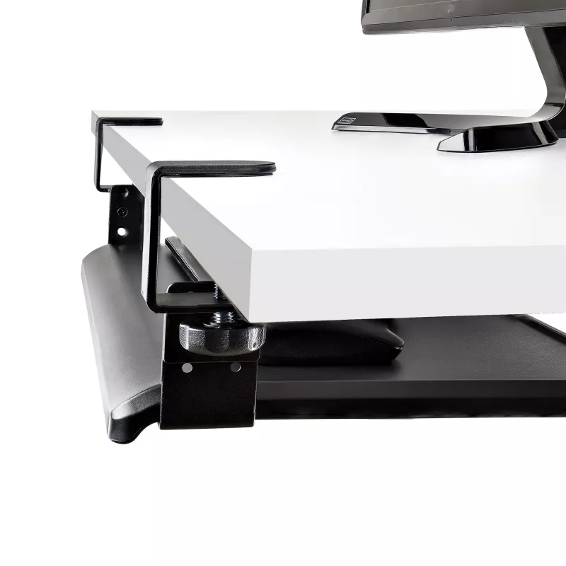 StarTech.com Tacka na klawiaturę montowana pod biurkiem, mocowanie na zacisk, ergonomiczny uchwyt na klawiaturę, do 12 kg (26,5 funta), wysuwana szuflada na klawiaturę i mysz z zaciskami C, regulowana wysokość tacki na klawiaturę (3,9/4,7/5,5 cala)