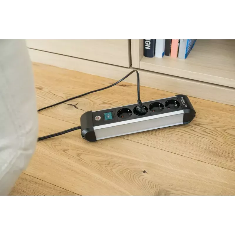 Przedłużacz Brennenstuhl 1391030400 1.8 m 4 gniazda AC wewnętrzny czarny srebrny