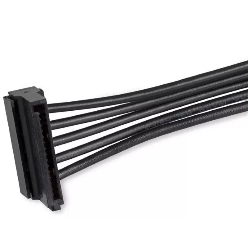StarTech.com Kabel rozgałęziacza zasilania 4x SATA, SATA 15-pin, 4 x SATA, 0,4 m, Męski, Żeński, Czarny