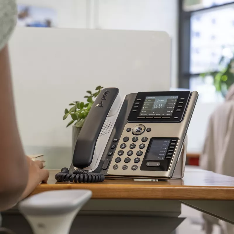 Telefon IP POLY Edge E400 8 linii Przewodowa słuchawka Czarny