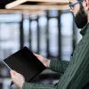 StarTech.com 4-kierunkowy filtr prywatyzujący 12,3 inch do Surface Pro 4/5/6/7/7+, orientacja pionowa/pozioma, kompatybilny z dotykiem, kąt widzenia +/- 30°, redukcja światła niebieskiego, matowe wykończenie