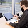 StarTech.com 13,5-calowa odwracalna folia prywatyzująca 3:2 z funkcją dotyku, antyodblaskowy filtr prywatyzujący, ochraniacz ekranu do laptopa z 51% redukcją światła niebieskiego