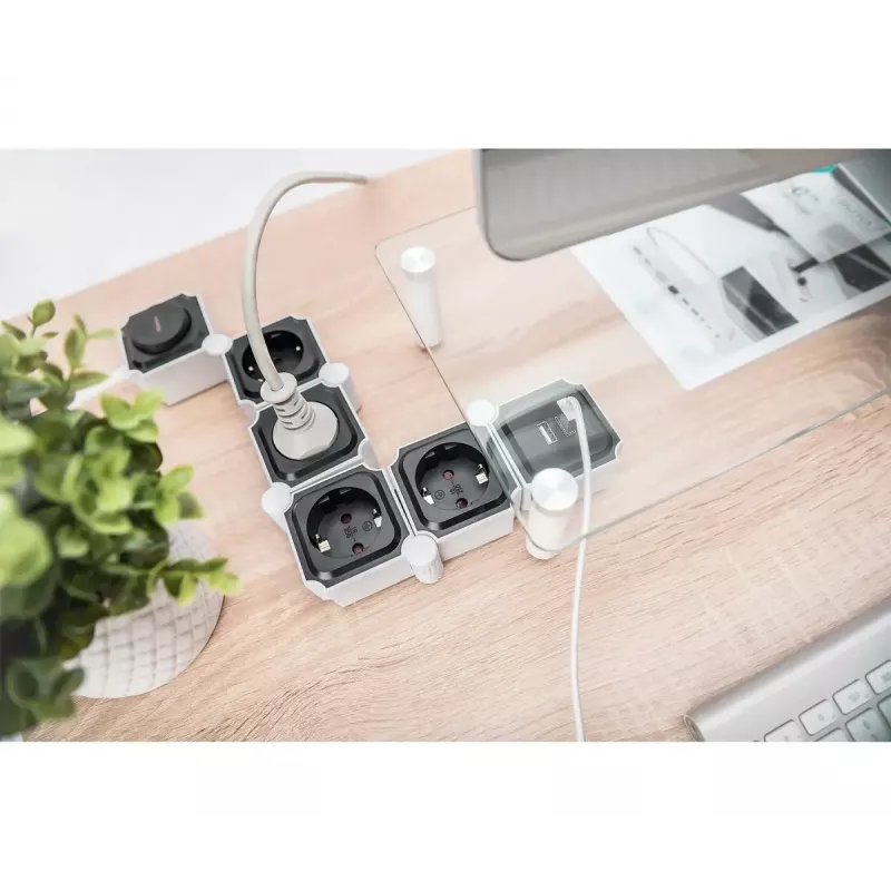 Listwa zasilająca Digitus elastyczna 4-gniazdowa z 2 portami USB i przełącznikiem