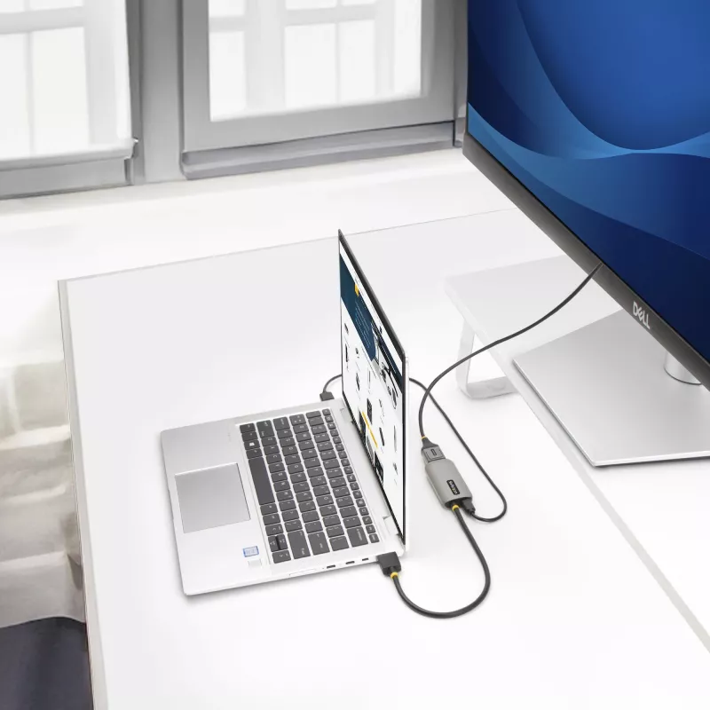 adapter kablowya StarTech.com, HDMI do DisplayPort, 30 cm, 8K 60 Hz, aktywna przejściówka wideo HDMI 2.1 do DP 1.4, zasilana przez USB, z dołączonym kablem