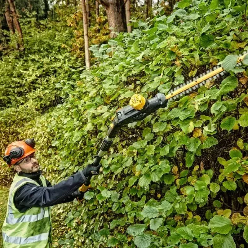 Nożyce do żywopłotu na wysięgniku DeWALT DCMPH566N-XJ