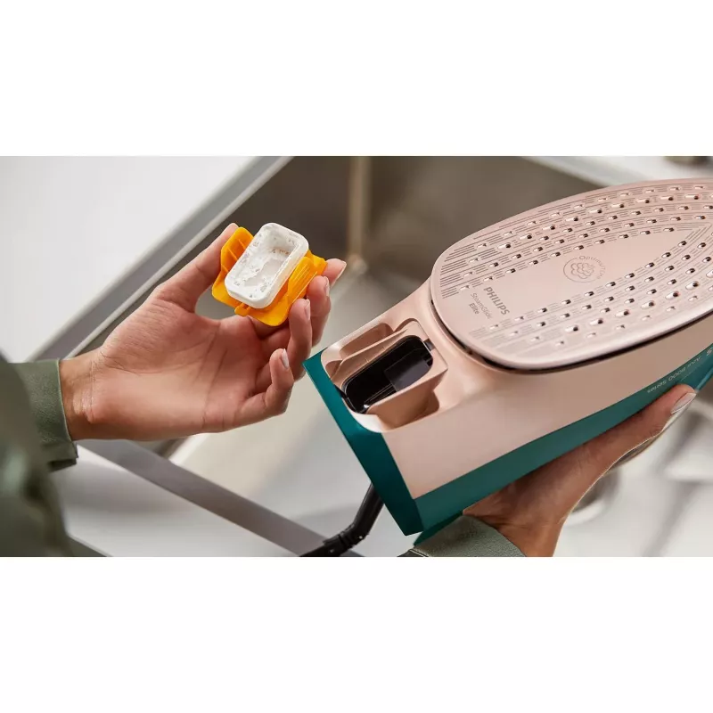 Żelazko parowe Philips DST8030/70 — 3000 W, stopa SteamGlide Elite, zbiornik 0,35 L, 1,78 kg, para pionowa, zielony