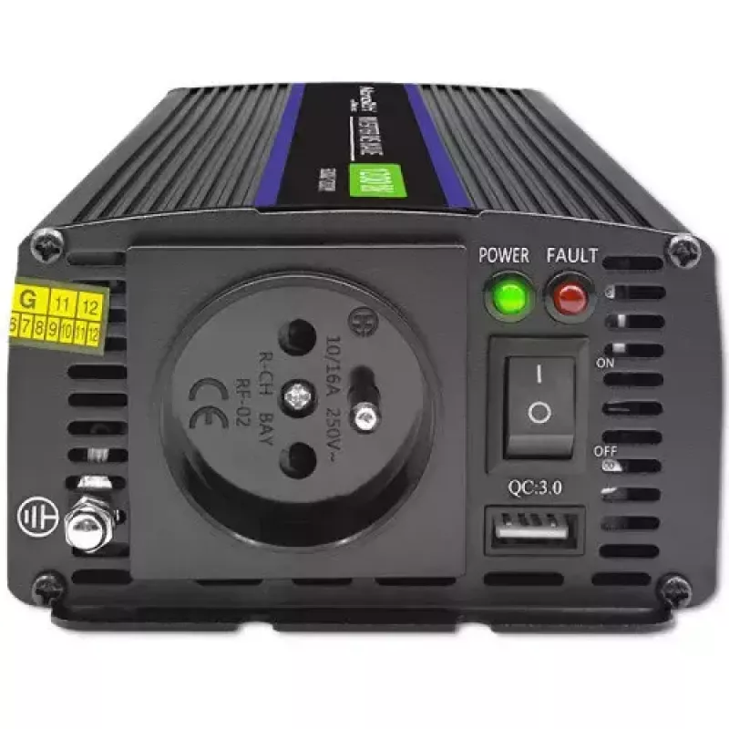 Przetwornica napięcia QOLTEC Monolith 600 W — 12 V na 230 V, USB PD 18 W, samochodowa/wewnętrzna, czarna