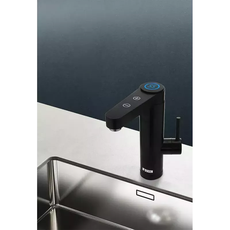 Przepływowy podgrzewacz wody NOVEEN IWH965 INOX Czarny 5,5 kW 220 V, stal nierdzewna, sterowanie dotykowe, 2,5 l/min