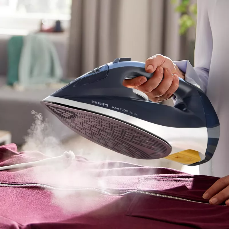 Żelazko parowo-suche Philips DST7030/20 — 2800 W, zbiornik 0,3 L, ciągła para 50 g/min, uderzenie pary 250 g/min, stopa SteamGlide Plus