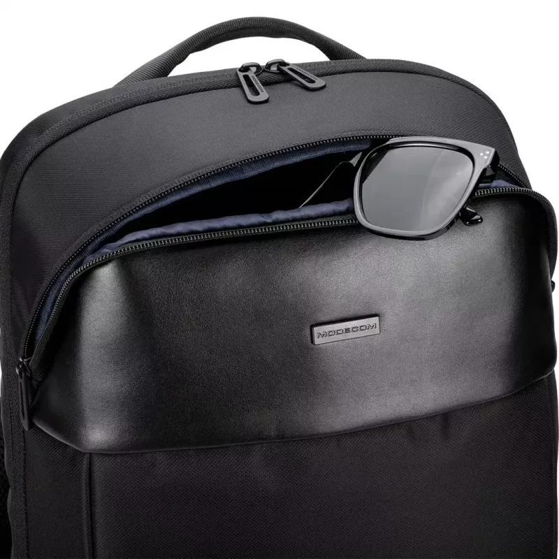 Torba na laptopa MODECOM Active 15 PLE‑MC‑ACTIVE‑15 do laptopów 15,6 cala, 8 GB RAM (etykieta) — skóra ekologiczna, czarna, zapięcie na zamek, port USB