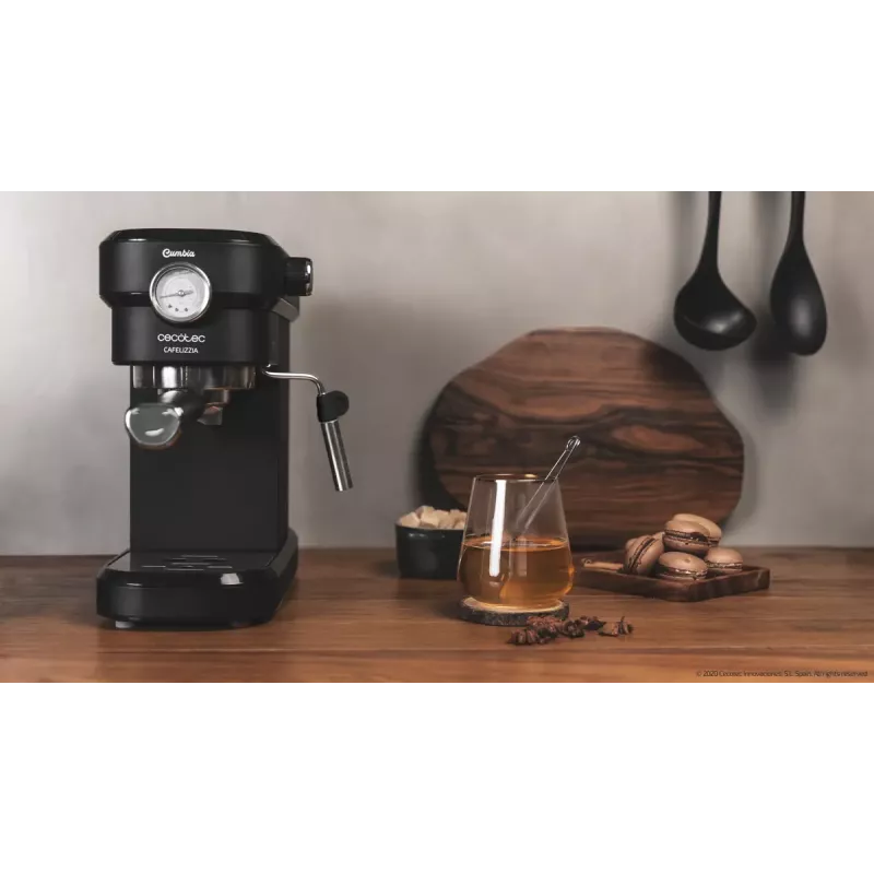 Cecotec Cafelizzia 790 Black Pro ekspres do kawy, 1,2 l, 20 bar, czarny
