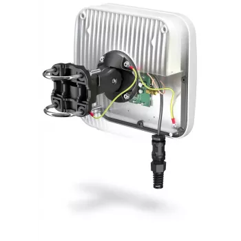 Kierunkowa antena sieciowa QuWireless QuMax PoE/LAN, wielopasmowa 0,694–2,7 GHz, do 6 dBi, biała